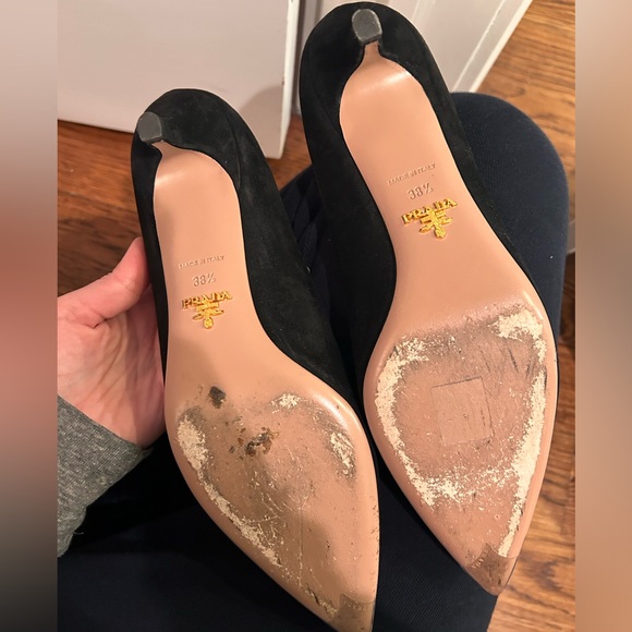 Prada suede pointed toe kitten heel pumps - Picture 7 of 7